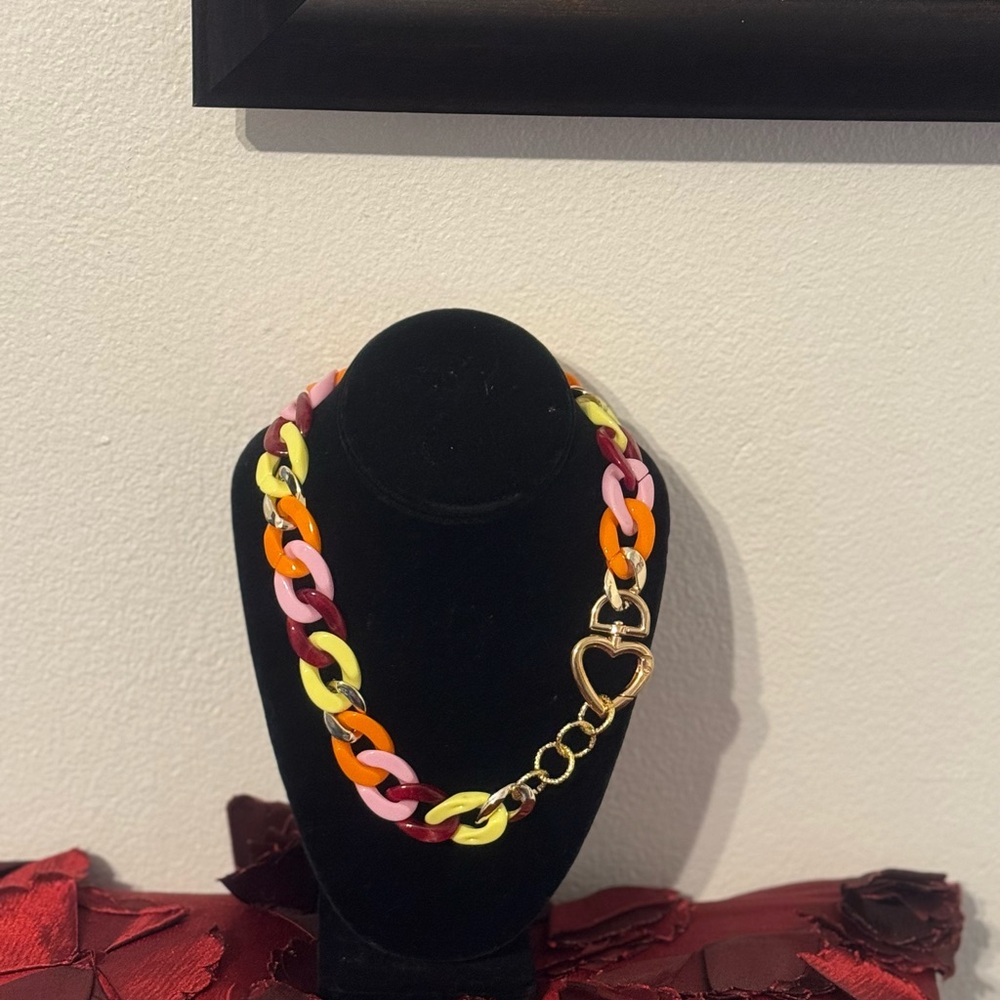 Colorful Chain Link Necklace - Picture 4 of 4